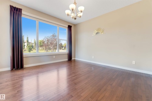 3662 13 Street Nw, Edmonton, AB 