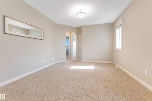 3662 13 Street Nw, Edmonton, AB 