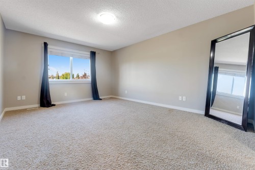 3662 13 Street Nw, Edmonton, AB 