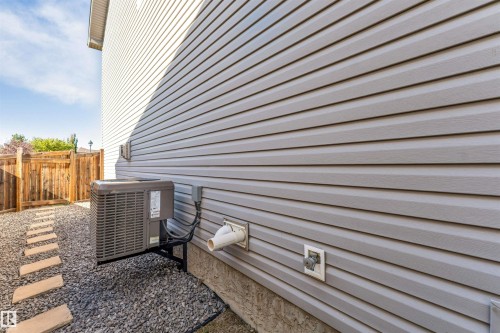 3662 13 Street Nw, Edmonton, AB 