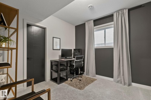 9724 223 Street Nw, Edmonton, AB - Indoor