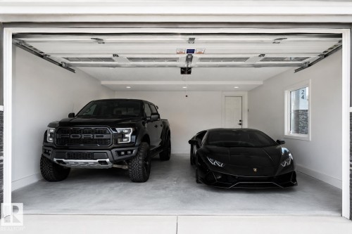 9724 223 Street Nw, Edmonton, AB - Indoor Photo Showing Garage