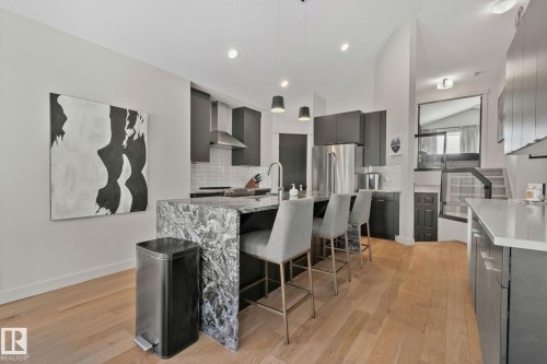 9724 223 Street Nw, Edmonton, AB - Indoor