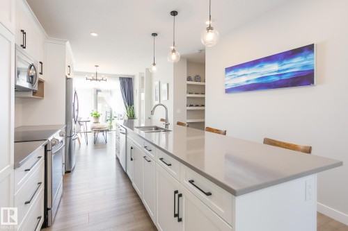 9111 65 Avenue Nw, Edmonton, AB 