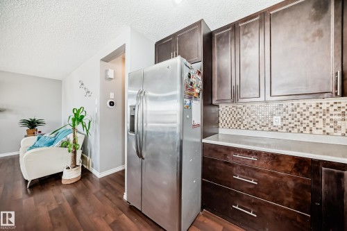 3734 9 Street Nw, Edmonton, AB 