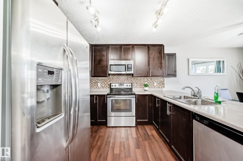 3734 9 Street Nw, Edmonton, AB 