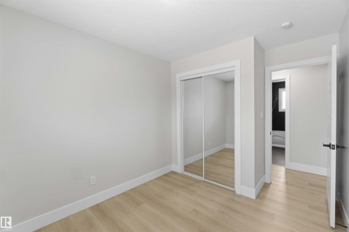 15015 95 Street Nw, Edmonton, AB 