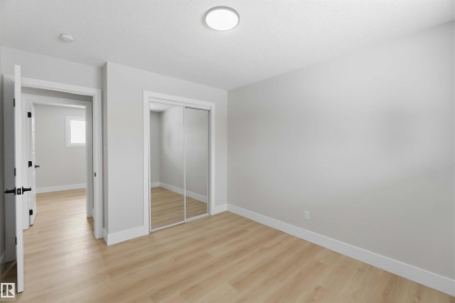 15015 95 Street Nw, Edmonton, AB 
