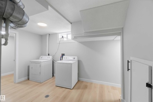 15015 95 Street Nw, Edmonton, AB 