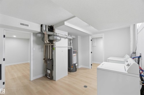 15015 95 Street Nw, Edmonton, AB 