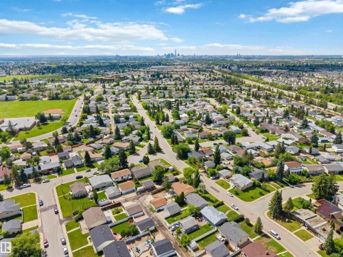 15015 95 Street Nw, Edmonton, AB 