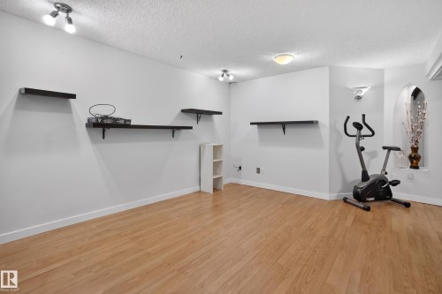 13214 38 Street Nw, Edmonton, AB 