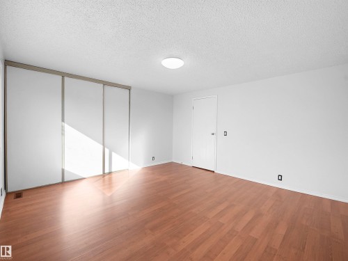 #22 13833 30 St Nw, Edmonton, AB 
