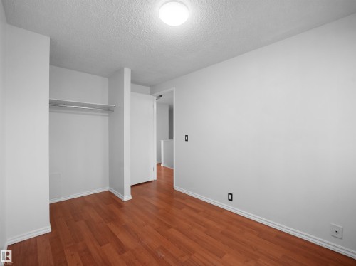 #22 13833 30 St Nw, Edmonton, AB 