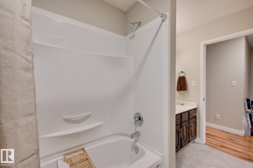 #100 22549 Twp Rd 510, Rural Leduc County, AB - Indoor Photo Showing Bathroom