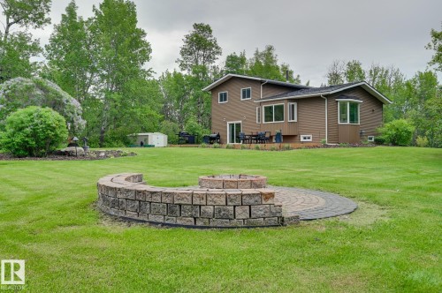 #100 22549 Twp Rd 510, Rural Leduc County, AB - Outdoor With Backyard