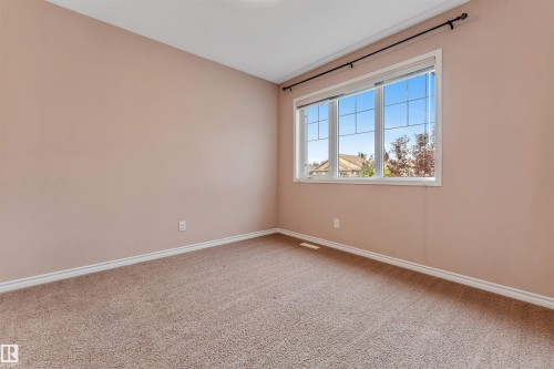 6947 19A Avenue Sw, Edmonton, AB 