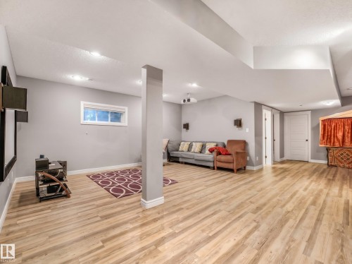 3711 Westcliff Way Sw, Edmonton, AB 