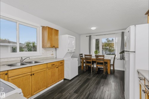 11624 152 Avenue Nw, Edmonton, AB 