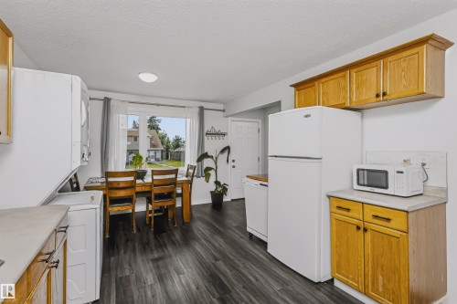 11624 152 Avenue Nw, Edmonton, AB 