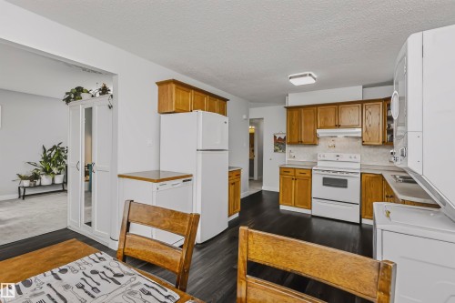 11624 152 Avenue Nw, Edmonton, AB 