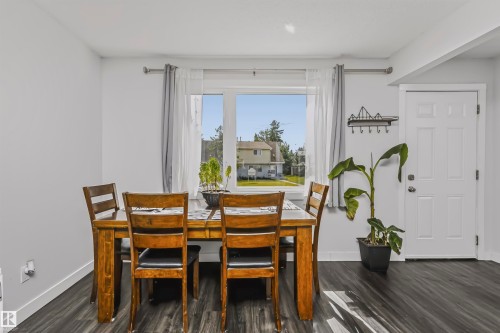 11624 152 Avenue Nw, Edmonton, AB 