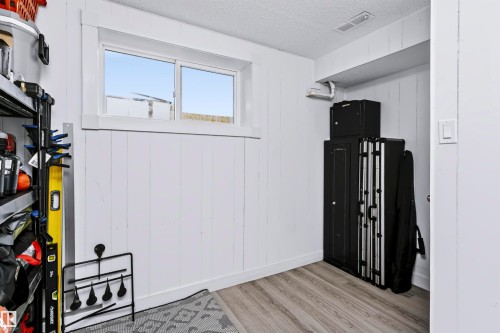 11624 152 Avenue Nw, Edmonton, AB 