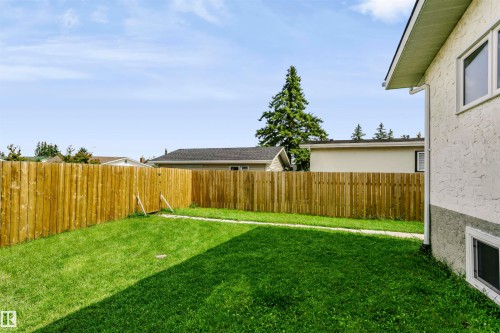 11624 152 Avenue Nw, Edmonton, AB 