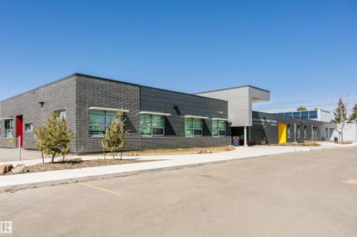 11624 152 Avenue Nw, Edmonton, AB 