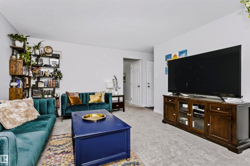 11624 152 Avenue Nw, Edmonton, AB 