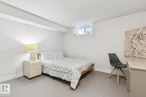 Bedroom #5 - 11452 39 Avenue Nw, Edmonton, AB 