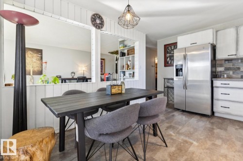 11452 39 Avenue Nw, Edmonton, AB 