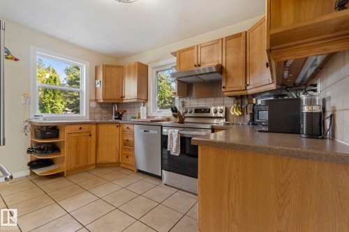 11331 60 Street Nw, Edmonton, AB 