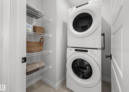 1415 Cristall Place Sw, Edmonton, AB - Indoor Photo Showing Laundry Room