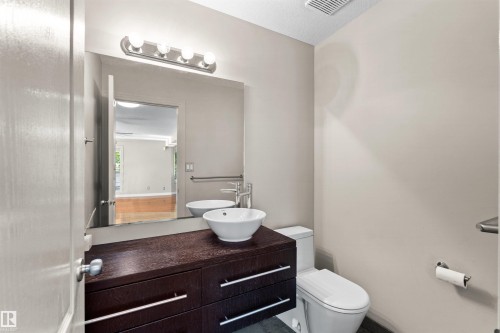 446 Ormsby Road Nw, Edmonton, AB 
