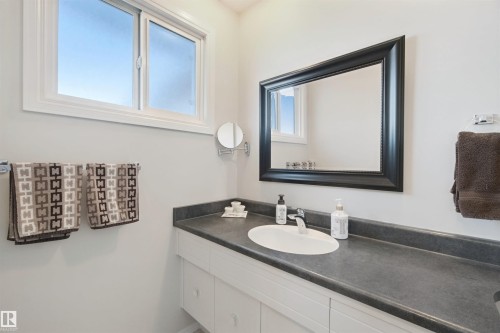 2 pc - 11439 144 Avenue Nw, Edmonton, AB 