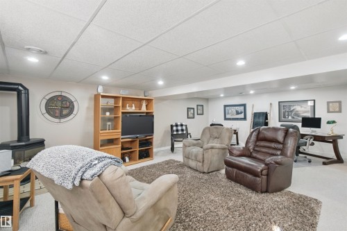 11439 144 Avenue Nw, Edmonton, AB 