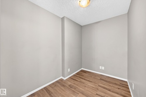 #219 5816 Mullen Pl Nw, Edmonton, AB - Indoor Photo Showing Other Room