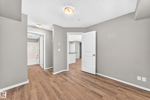 #219 5816 Mullen Pl Nw, Edmonton, AB - Indoor Photo Showing Other Room