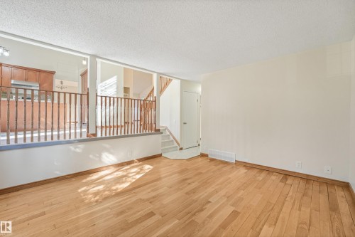 18623 70 Avenue Nw, Edmonton, AB 