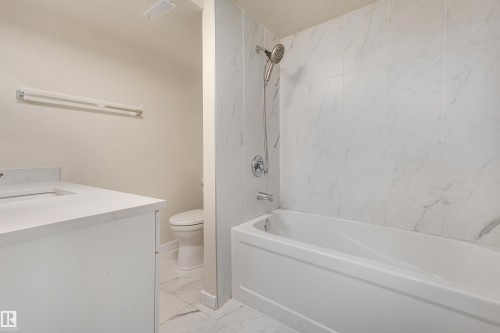 18623 70 Avenue Nw, Edmonton, AB 