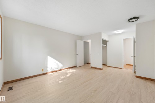 18623 70 Avenue Nw, Edmonton, AB 