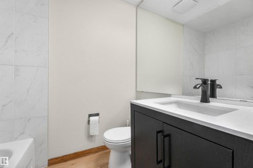 18623 70 Avenue Nw, Edmonton, AB 
