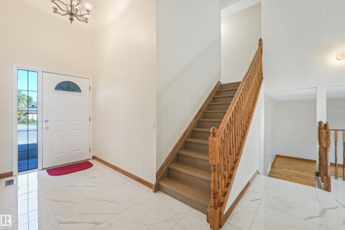 18623 70 Avenue Nw, Edmonton, AB 