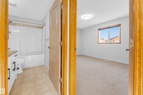 10621 175A Avenue Nw, Edmonton, AB 
