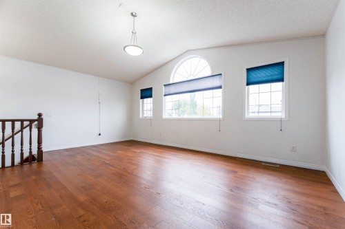 14916 136 Street Nw, Edmonton, AB 