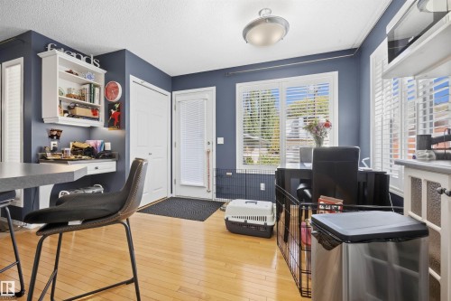 10885 75 Street Nw, Edmonton, AB 