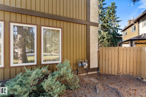 7047 32 Avenue Nw, Edmonton, AB 
