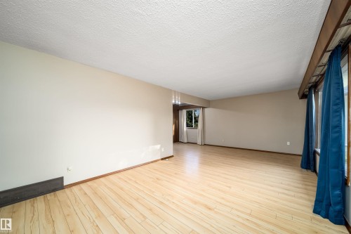 12825 102 Street Nw, Edmonton, AB 
