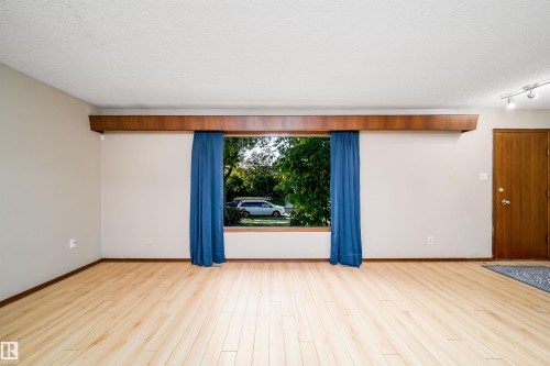 12825 102 Street Nw, Edmonton, AB 